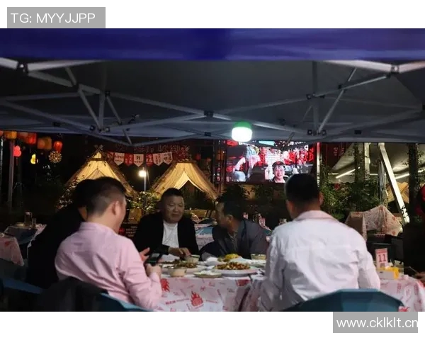 全球足球盛宴实时呈现，精彩赛事直播带你直击绿茵场上的每一刻